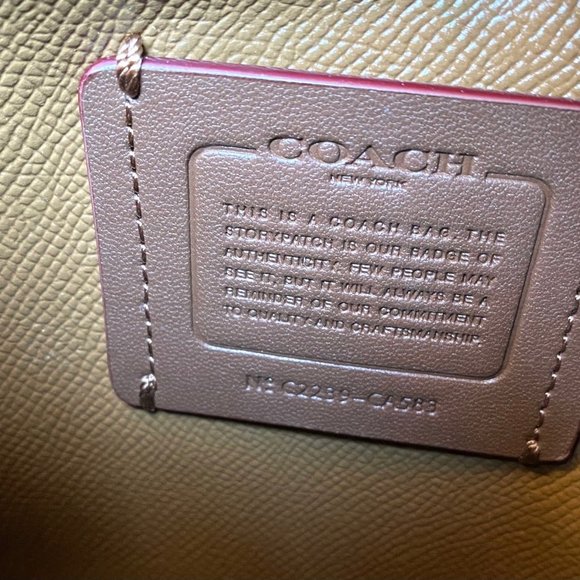 NWT Coach Mollie Bucket Bag 22 In Signature Chambray CA583 - Picture 8 of 12